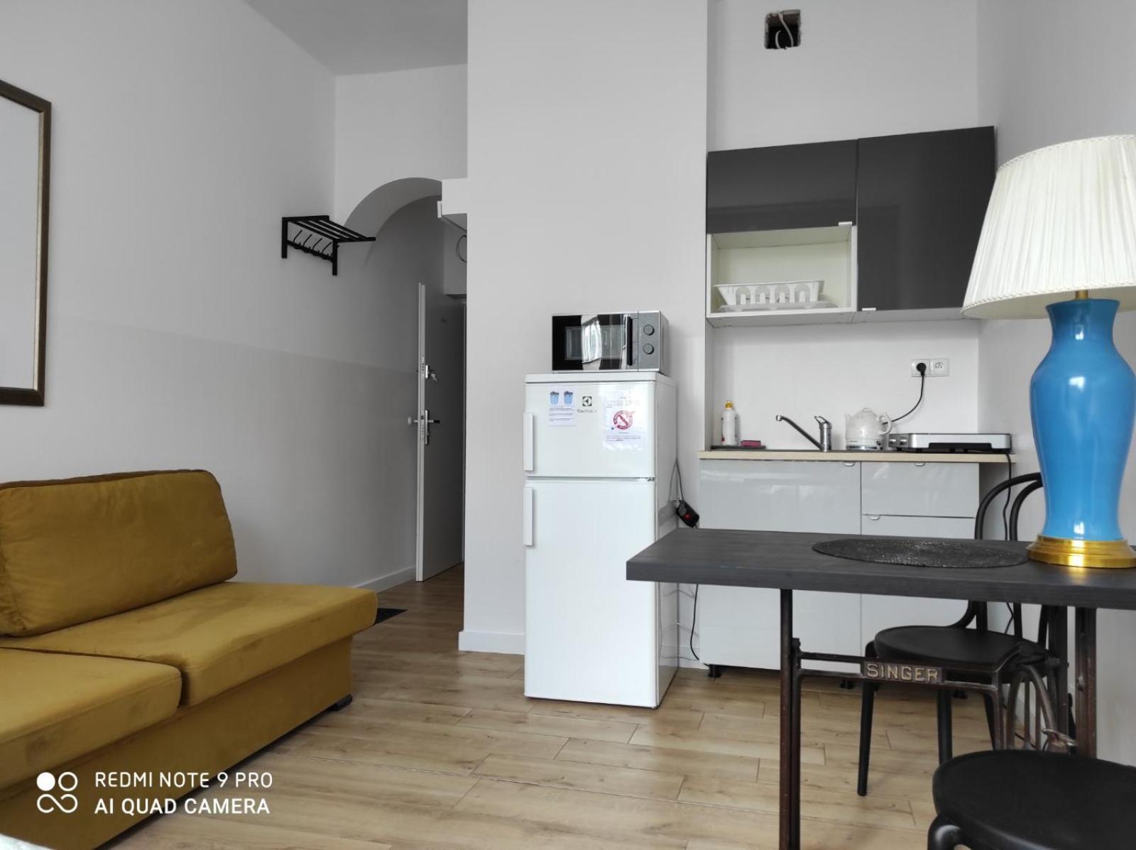 V Airport & West Railway Station With Privat Bathroom
